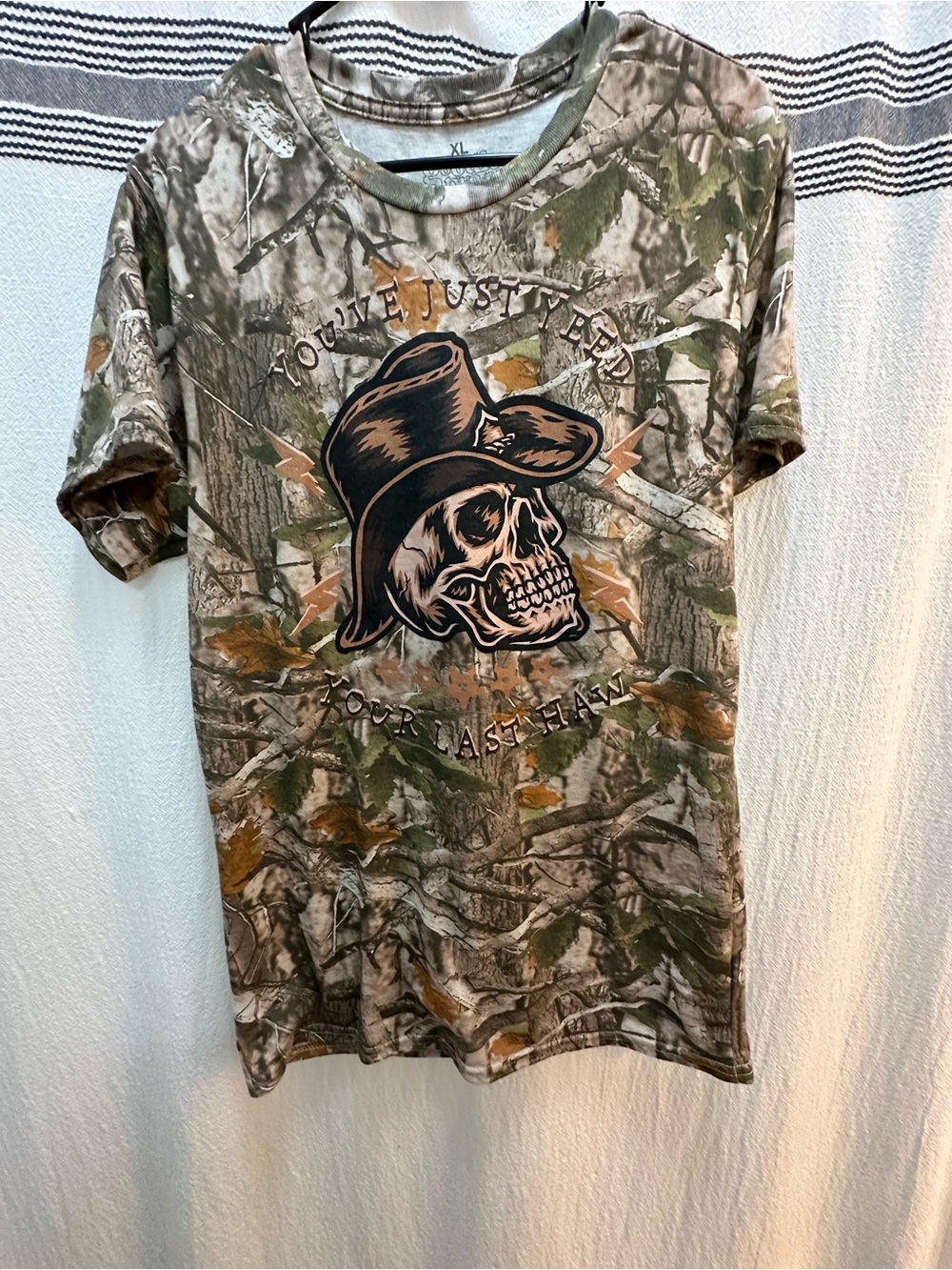 Camouflage Skull Graphic Short Sleeve Slim Tee